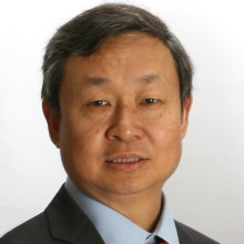 Xubin Zeng headshot